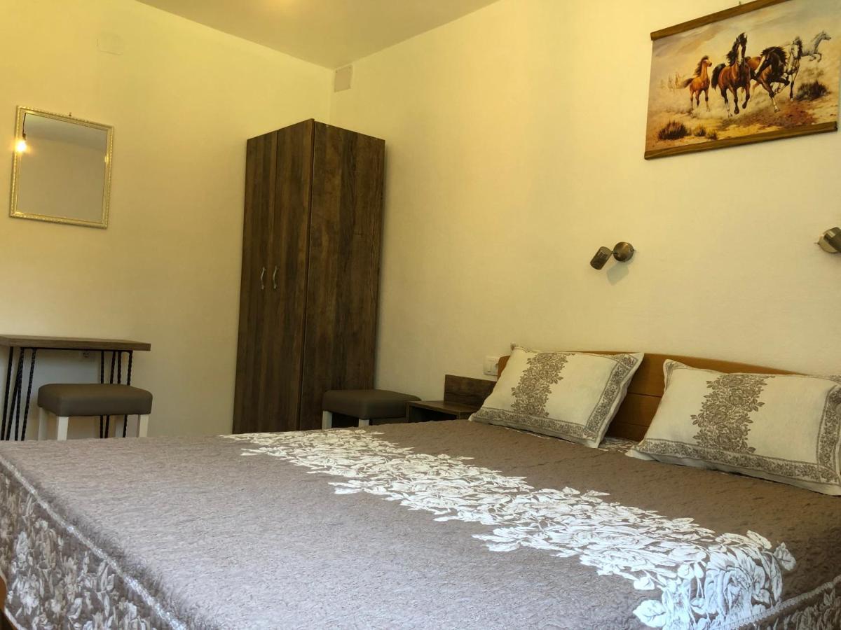 Guesthouse D&D Licko Petrovo Selo Екстериор снимка