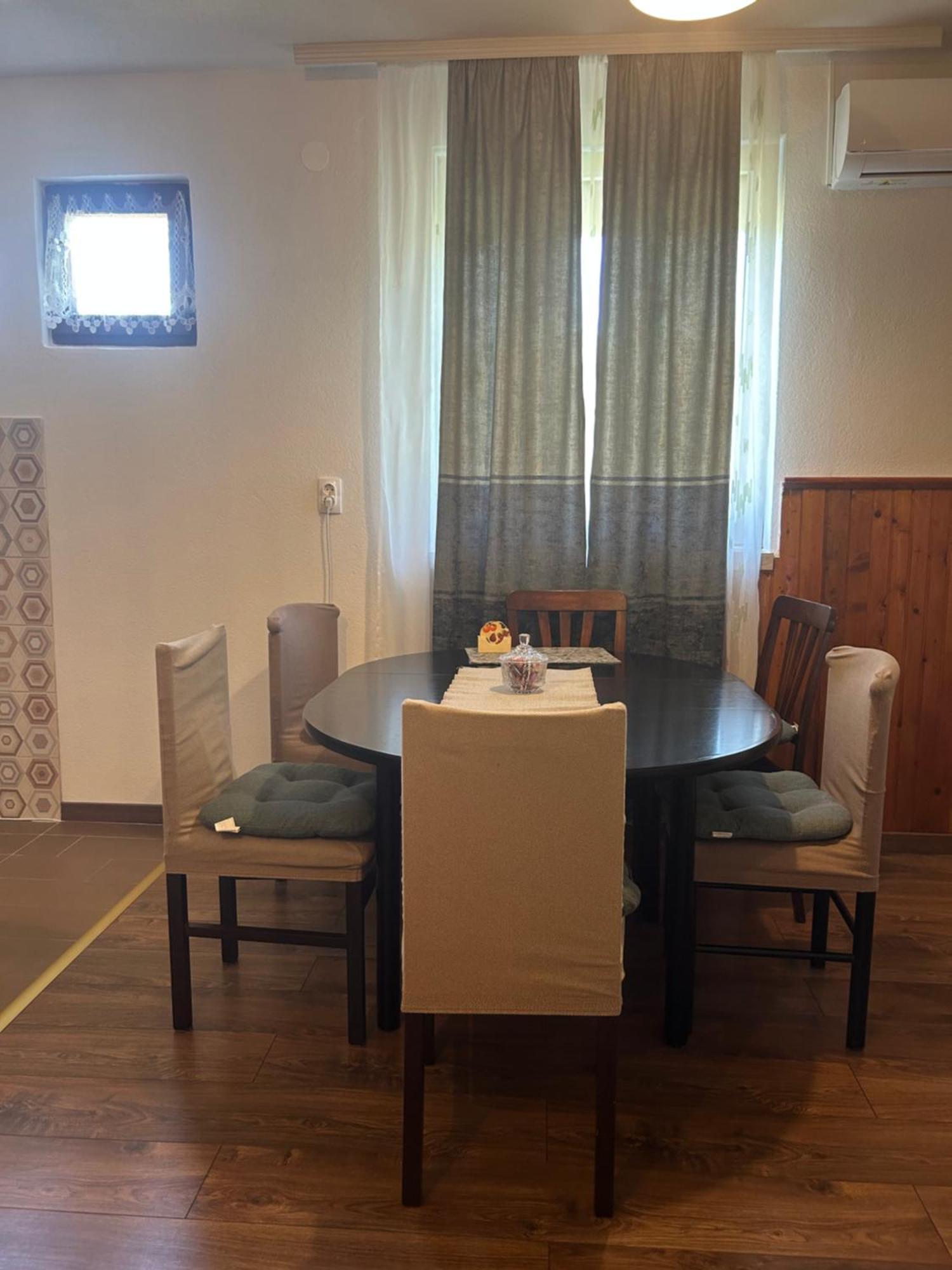 Guesthouse D&D Licko Petrovo Selo Екстериор снимка
